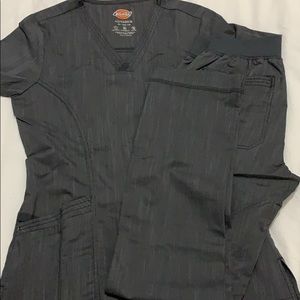 Dickies Scrubs Set
